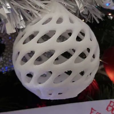 Quả châu Giáng Sinh