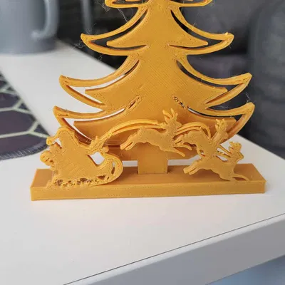 Ông Già Noel Cầm Cây Thông - Mô Hình 3D