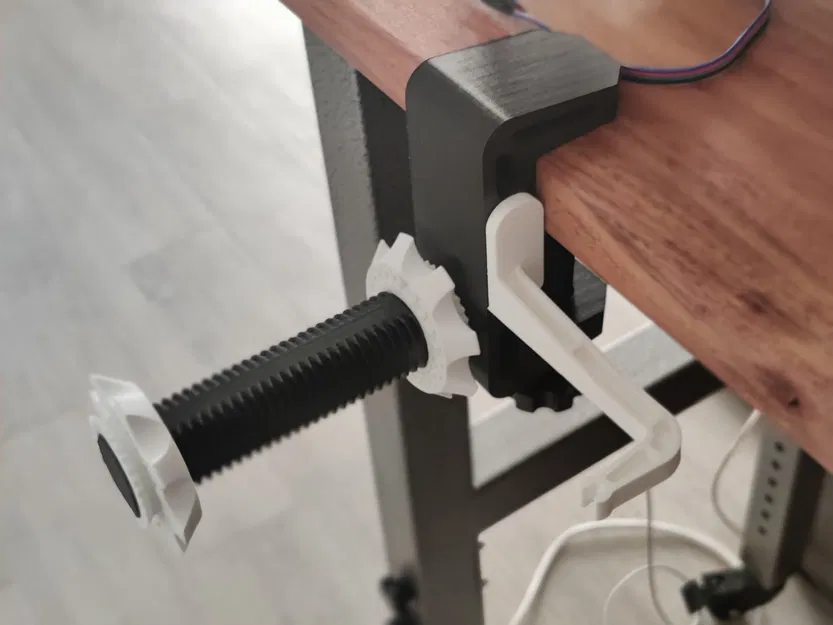 Giá đỡ cuộn dây kẹp cạnh bàn - Image 3