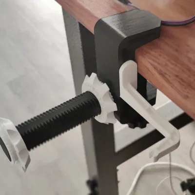 Giá đỡ cuộn dây kẹp cạnh bàn