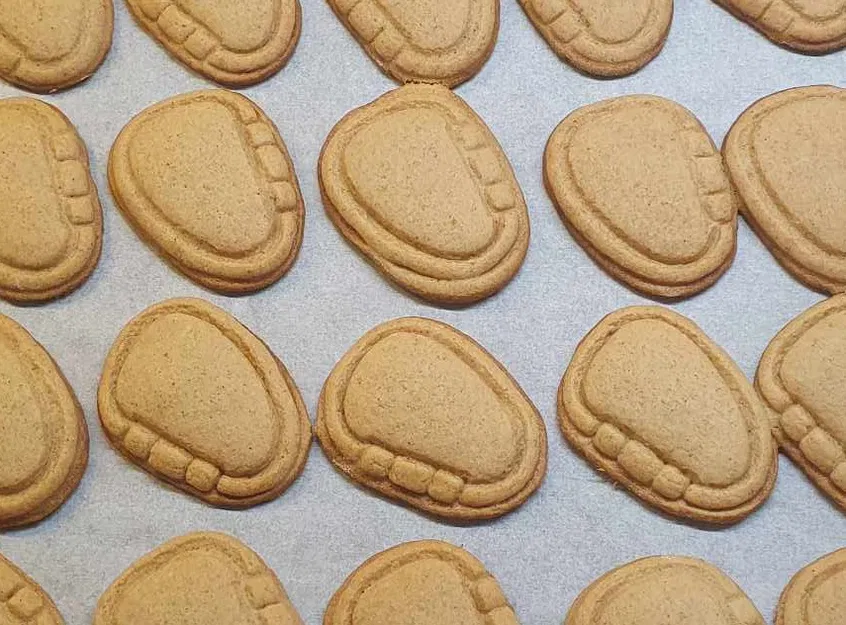 Khuôn Cắt Bánh Quy Kiểu Carabine - Image 1