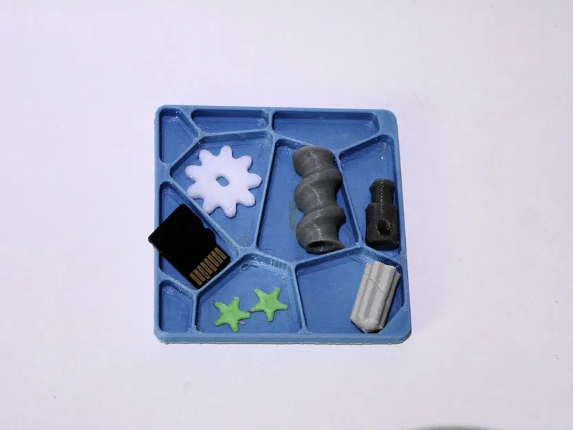 Khay Voronoi - Image 1