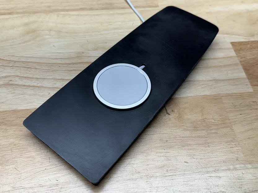 Giá Đỡ Sạc MagSafe Hộc Console Xe BMW 3 Series - Image 1