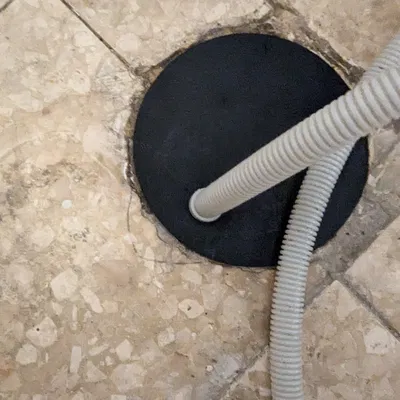 Nắp Cống Có Lỗ Luồn Ống