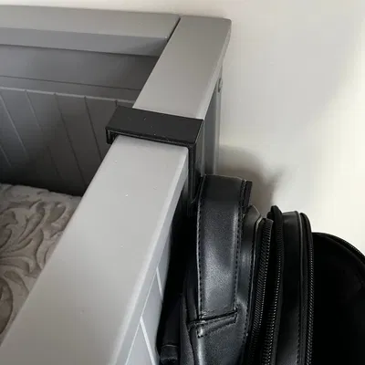 Móc Treo Túi Cho Ghế Sofa Hemnes