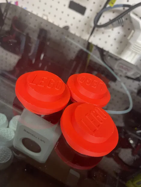 Vòng Hoa Lego Khổng Lồ - Cục Ghim Khóa (Có Logo) - Image 1