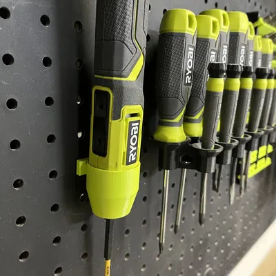 Giá Treo Tua Vít Điện RYOBI FVD01 Lên Bảng Pegboard