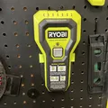 Giá Treo Máy Dò Đinh Tán RYOBI ESF5002 Lên Tấm Lỗ Pegboard - Thumbnail 3