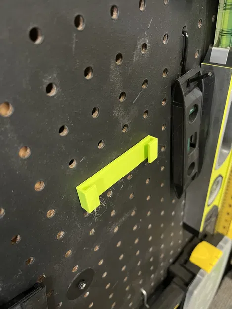 Giá Treo Máy Dò Đinh Tán RYOBI ESF5002 Lên Tấm Lỗ Pegboard - Image 4