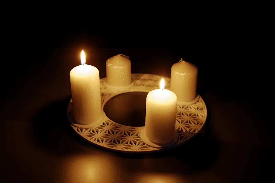 Vòng Nguyệt Quế Mùa Vọng Hiện Đại - Image 1