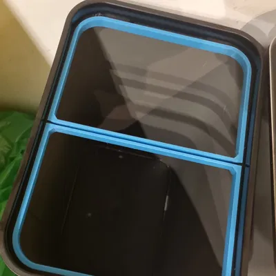 Vách Ngăn Thùng Rác