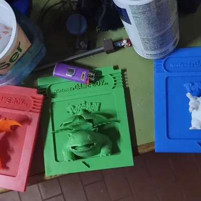 Mô hình Charizard kiểu Gameboy