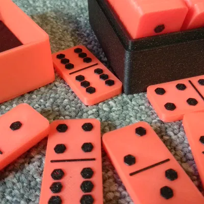 Bộ cờ Domino có hộp