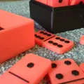 Bộ cờ Domino có hộp - Thumbnail 6