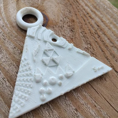 Bùa Hộ Mệnh Thiết Kế (Amulet of Design)