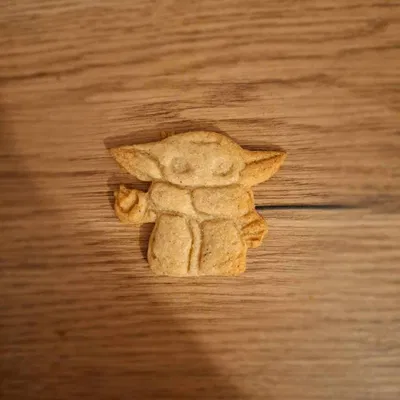 Khuôn Cắt Bánh Quy Hình Baby Yoda Grogu