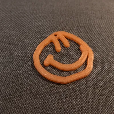 Mặt dây chuyền "Be Happy" :)