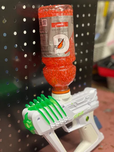 Cổ Sạc Gel Blaster Cho Chai Gatorade - Image 1
