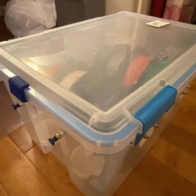 Kẹp Hộp Chống Ẩm Sterilite