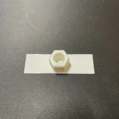 Miếng Gắn Tường Command Strips Cho Khung Honeycomb