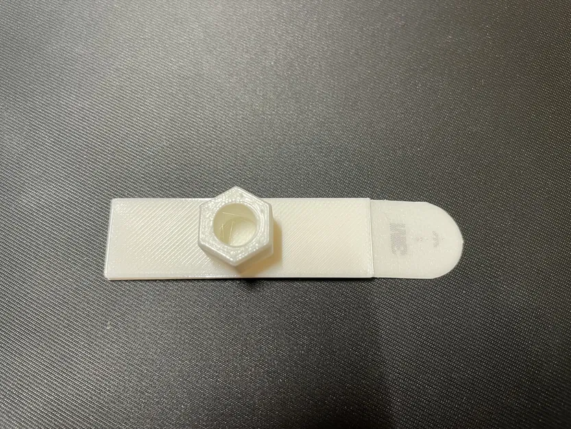 Miếng Gắn Tường Command Strips Cho Khung Honeycomb - Image 3