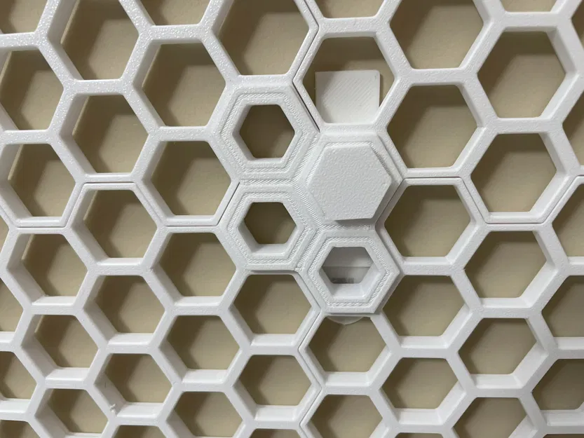 Miếng Gắn Tường Command Strips Cho Khung Honeycomb - Image 9