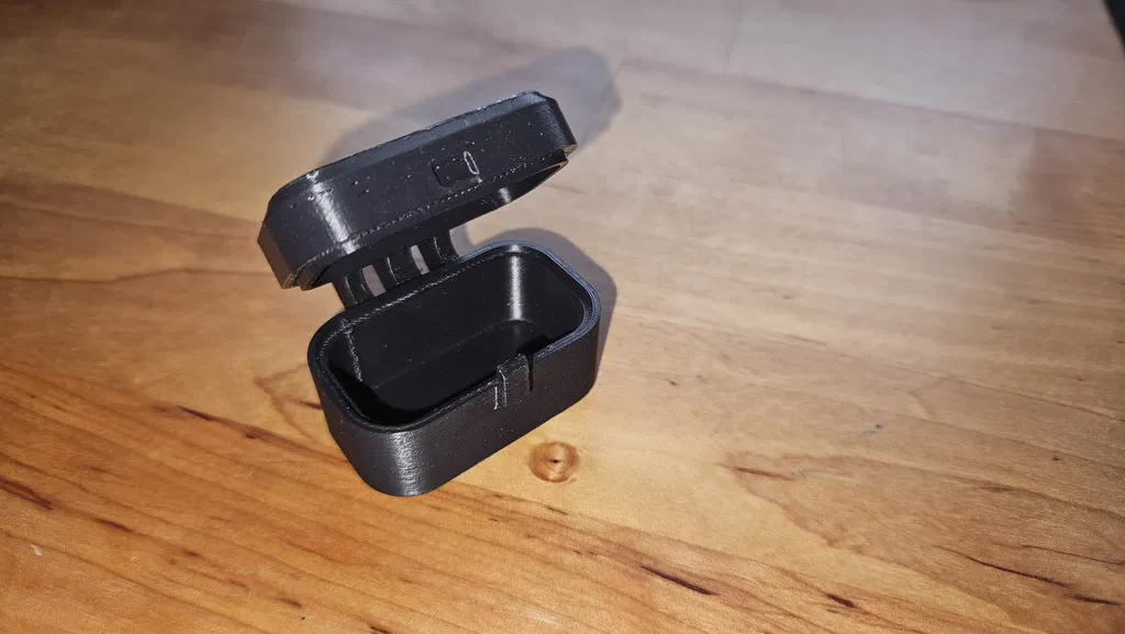 Hộp Nhỏ Cứng Cáp Với Bản Lề Siêu Bền - Image 3