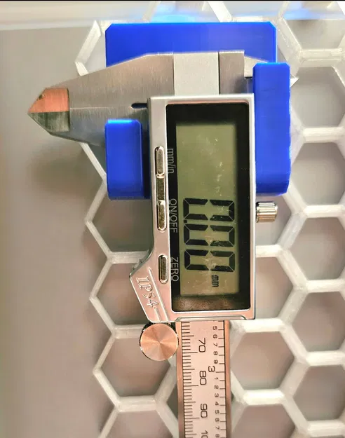 Giá đỡ Caliper kỹ thuật số cho Honeycomb storage wall - Image 1