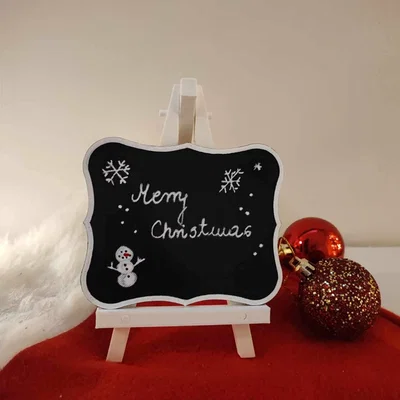 Giá Vẽ Có Bảng Đen Để Ghi Lời Chúc