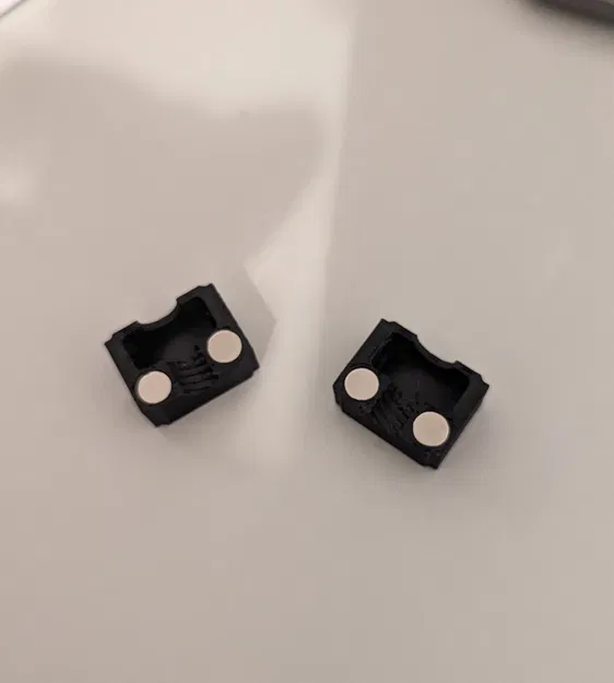 Dụng Cụ Vệ Sinh Trục Vít Me Với Nam Châm 8x2mm - Image 1