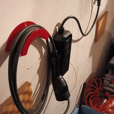 Giá đỡ dây cáp sạc xe điện