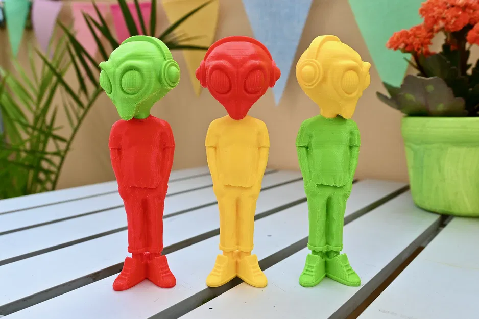 Mô Hình Đồ Chơi Alien - Du Khách - Image 1