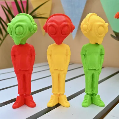 Mô Hình Đồ Chơi Alien - Du Khách