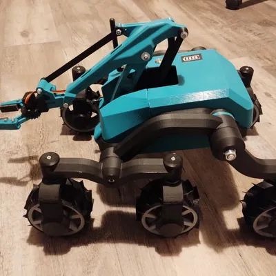 ESP32 CAM Rover với cánh tay robot