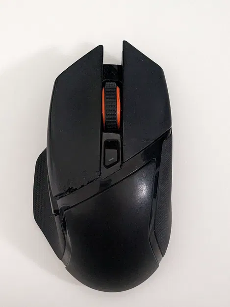 Thay bánh xe cho chuột Razer Basilisk X Hyperspeed - Image 1