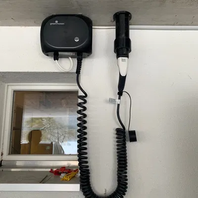 Giá đỡ phích cắm xe điện dài 210mm, loại 2