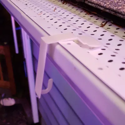 Kẹp Rãnh Nước BullDog - Dùng Cho Đèn Giáng Sinh