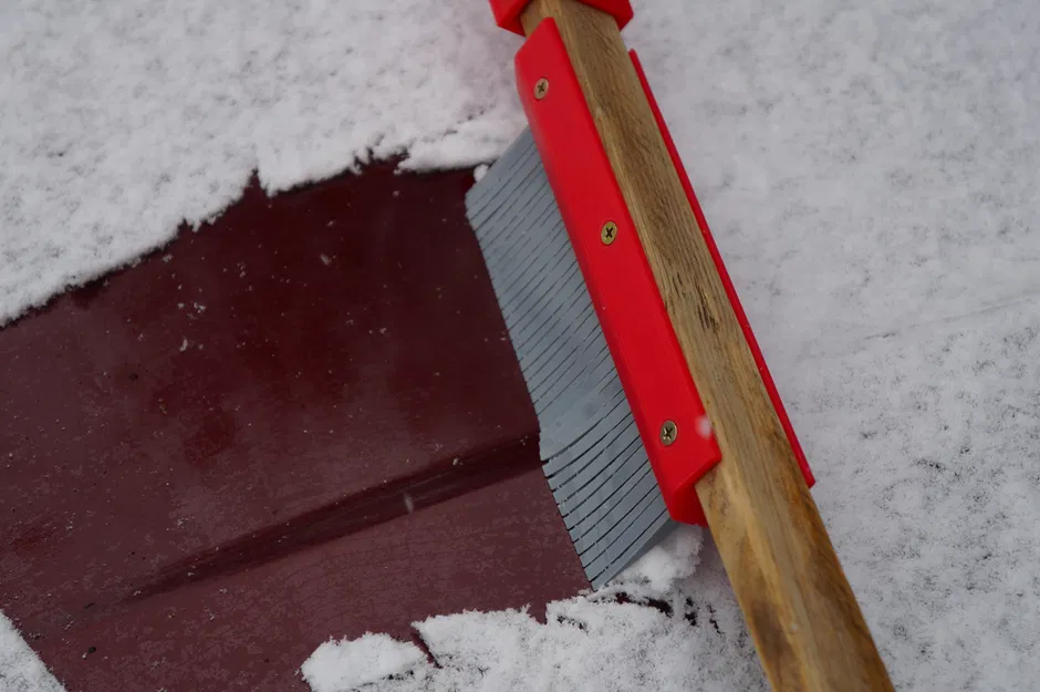 Bộ dụng cụ cào băng, cào tuyết và phủi sương giá - Image 1