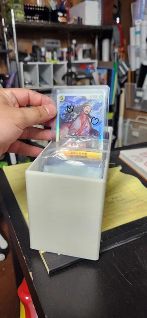 Hộp Đựng Thẻ TCG Vững Chắc - Image 1