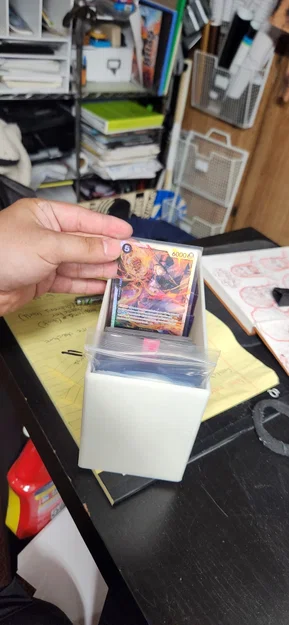 Hộp Đựng Thẻ TCG Vững Chắc - Image 2