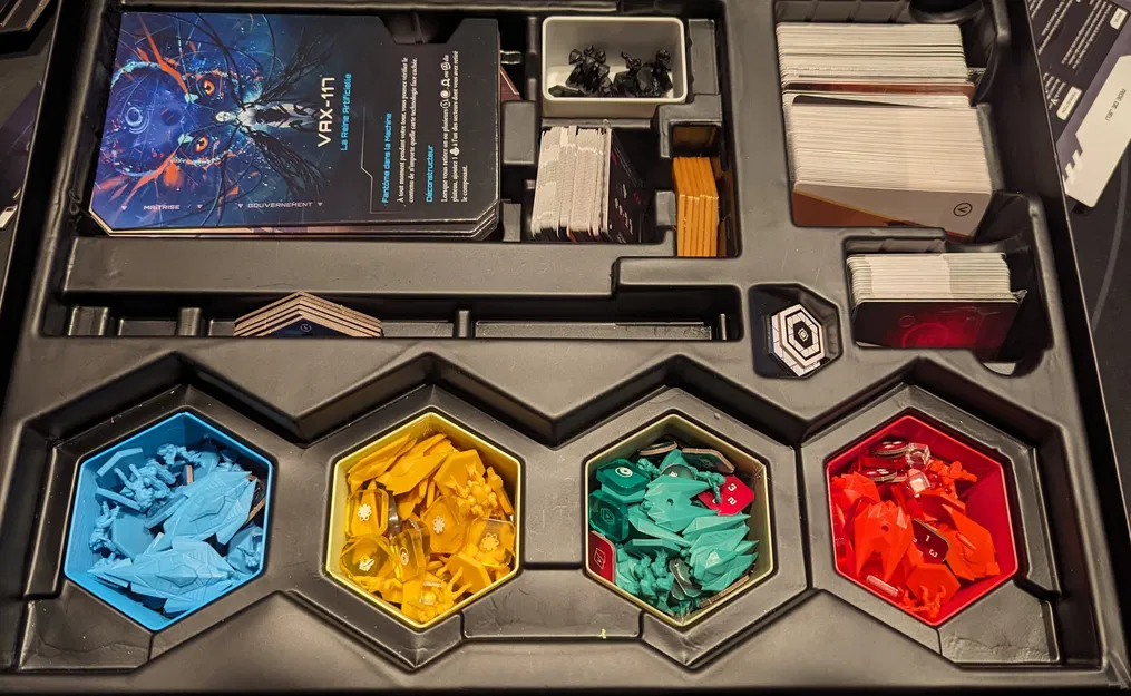 Fractal: Beyond the void - Hộp cho người chơi và hộp trung gian - Image 1