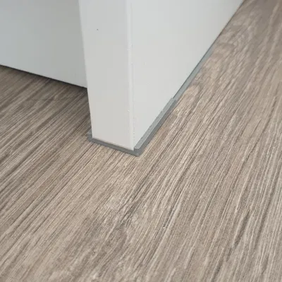 Cái nêm Ikea Billy