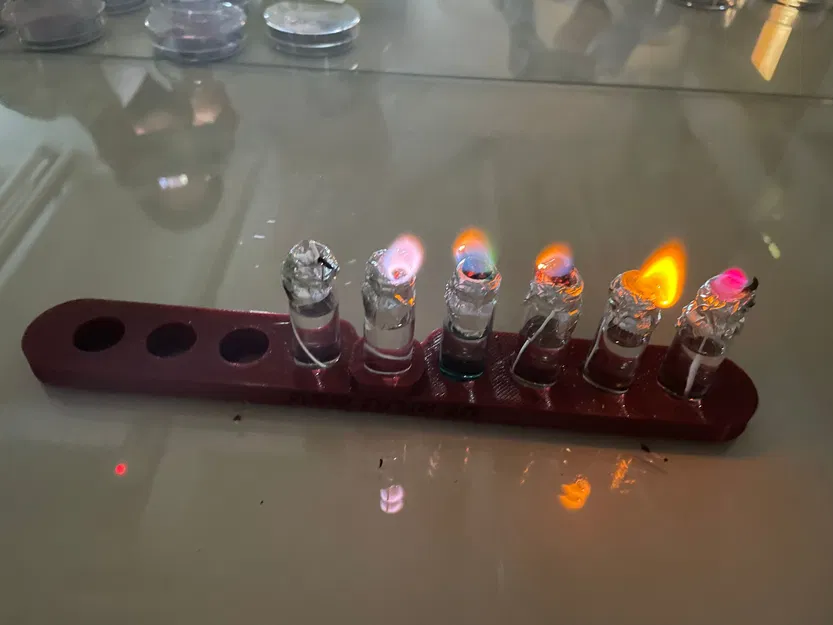 Chân đế Menorah Hóa học với Ngọn lửa Đa sắc - Image 2