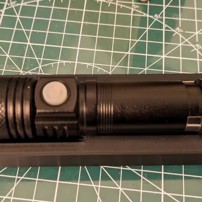 GF Giá Đỡ Đèn Pin Ngang Gridfinity Thông Dụng