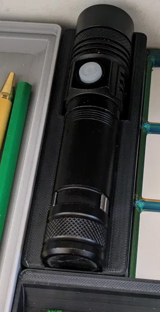 GF Giá Đỡ Đèn Pin Ngang Gridfinity Thông Dụng - Image 3