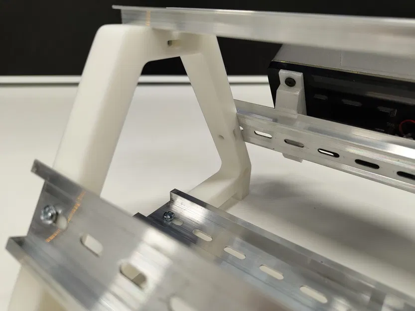 Giá Treo Ray DIN - Ốc M4 - Image 2