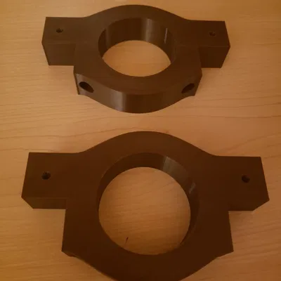 Giá Gắn Cột Cờ Góc Boong Tàu