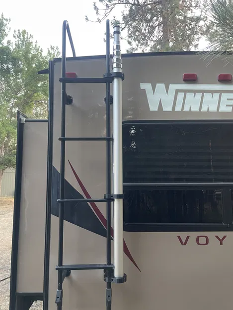 Giá đỡ Cột cờ Thang RV - Image 3