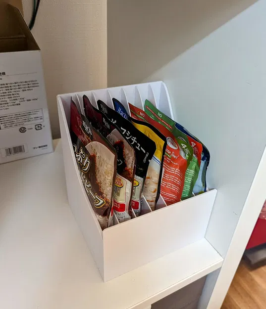 Hộp đựng túi thực phẩm (Retort, MRE, thức ăn cho mèo, v.v.). Thiết kế cong giúp túi trượt vào dễ dàng - Image 2