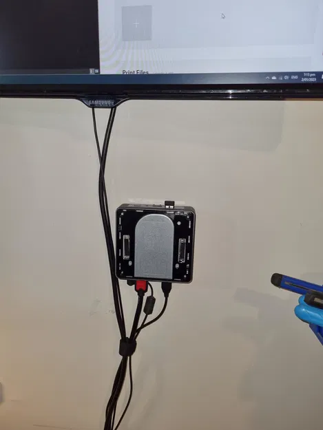 Giá Treo Tường Intel NUC Vặn Ốc M3 - Image 2